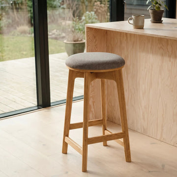 Turn counterstol, Drejefunktion | Natur egetræ | Stof
