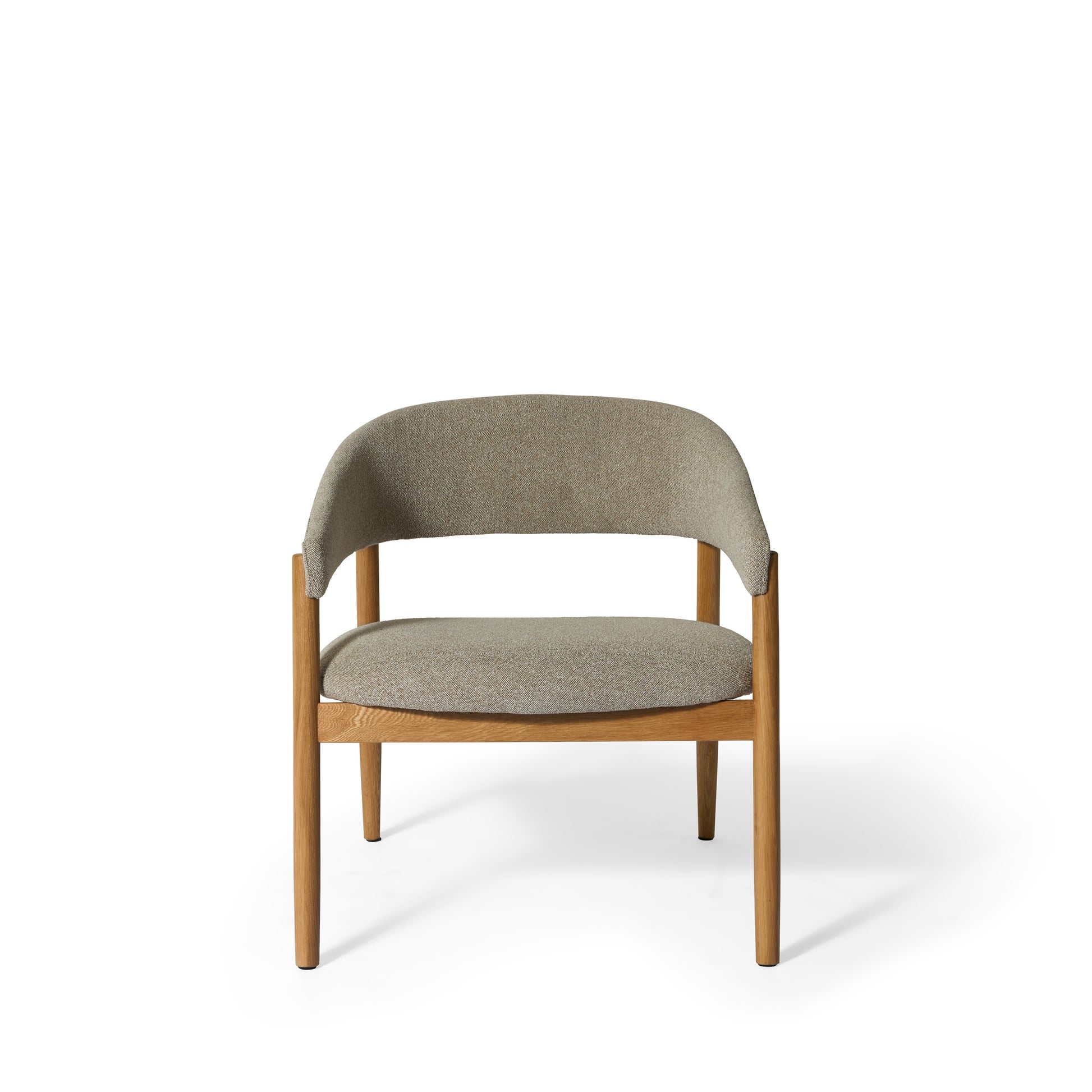 Leonora loungestol, egetræ | stof - Møbelkompagniet