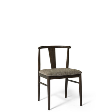 Mori spisebordsstol, røget egetræ | stof brun/beige - Møbelkompagniet