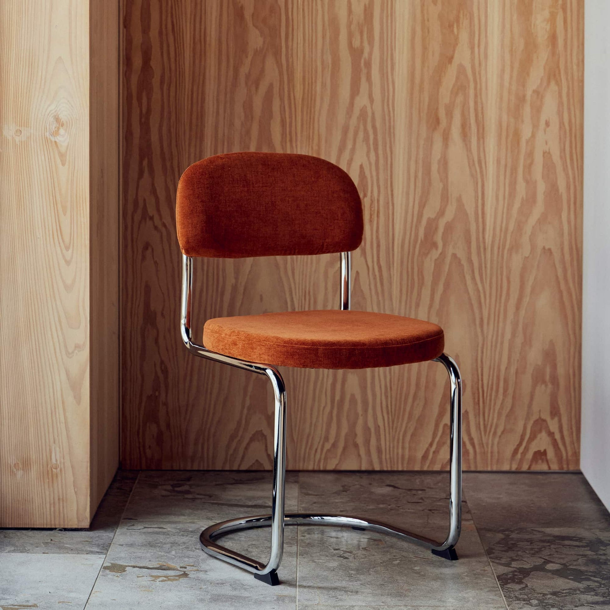 Orbit spisebordsstol - Møbelkompagniet