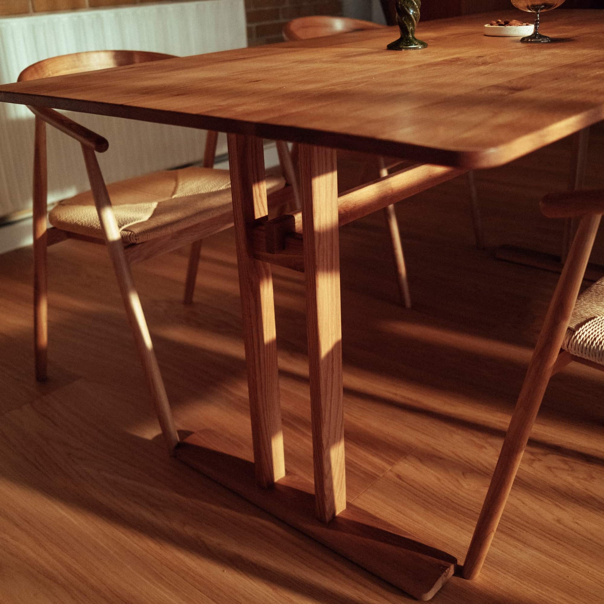 Oak spisebord, Massiv egetræ | 180x90 - Møbelkompagniet